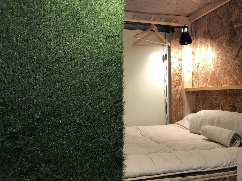 TONARINO Backpackers Hostel Free Breakfast