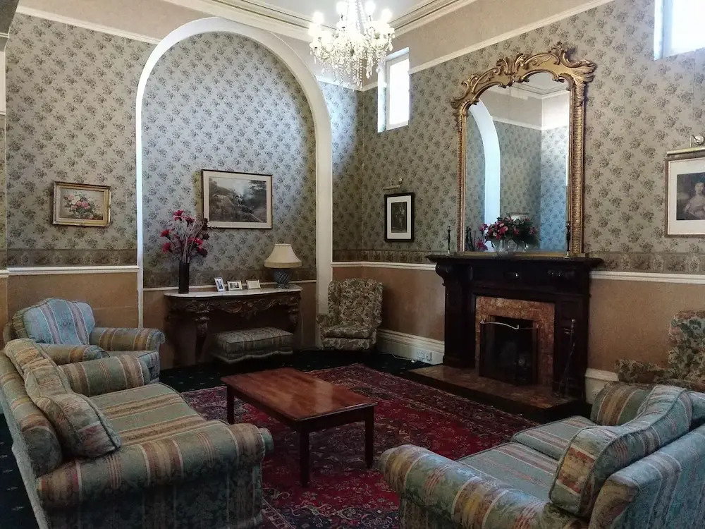 Marquis Hotel