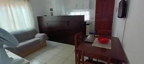 Apto 1 Quarto com Varanda e Estacionamento perto da praia