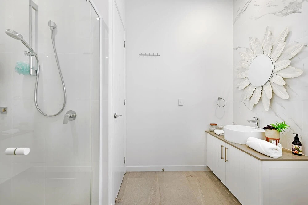 Gold Coast Private Villas - Waterfront Villas