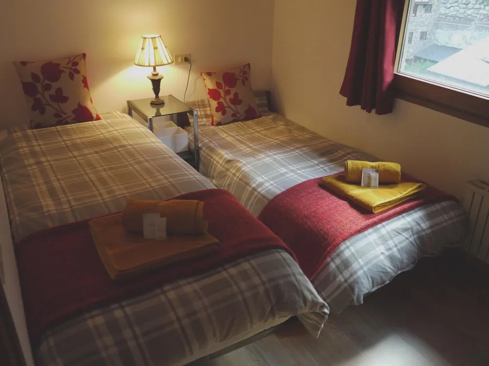 Apartment With 2 Bedrooms in Arinsal, With Wonderful Mountain View and Wifi