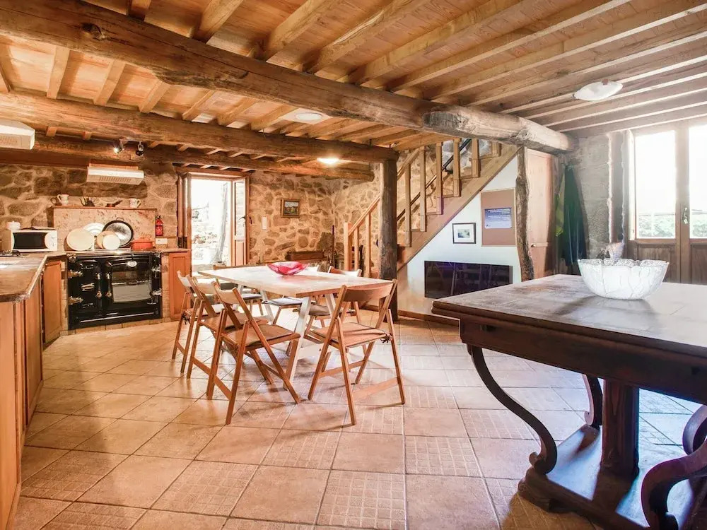Farmhouse in Castrotañe with Terrace