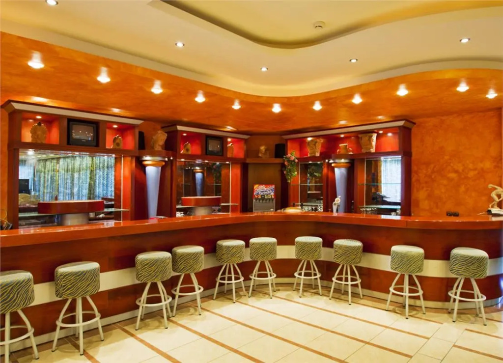 Apollon Hotel