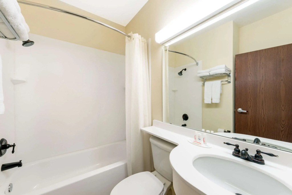 Microtel Inn and Suites Eagle Pass
