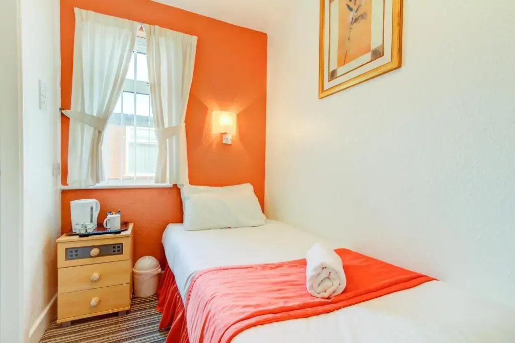The Sandringham Court Hotel & Apartment-All Groups Welcome Here