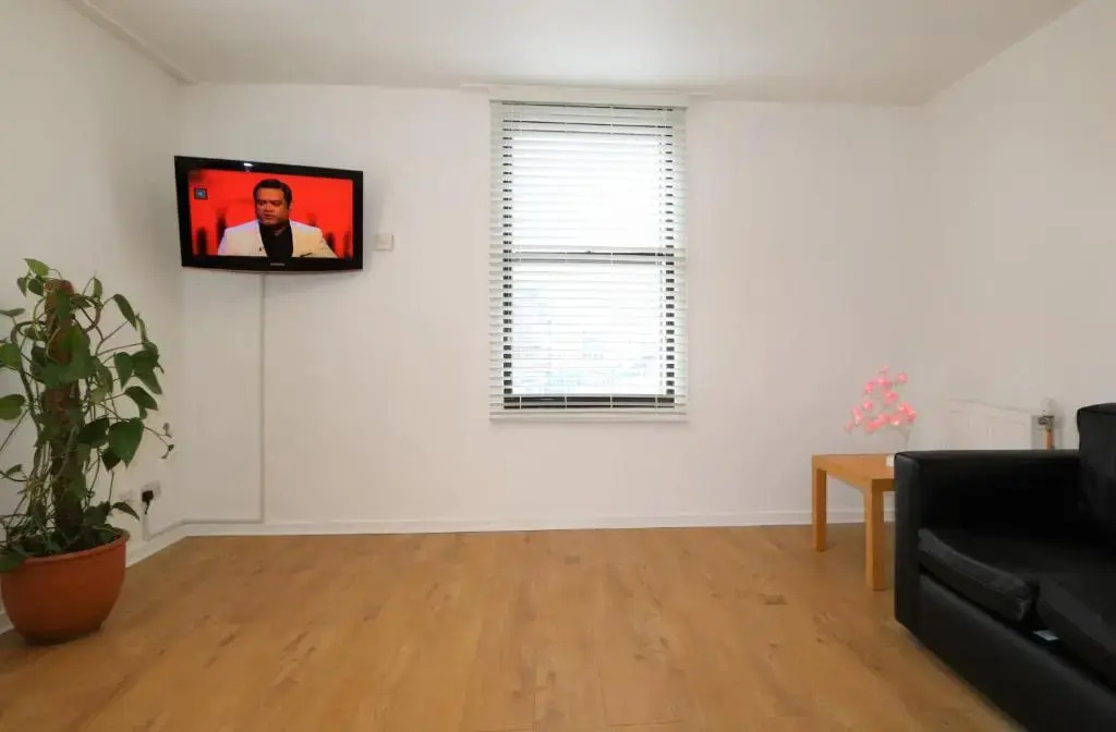 3 bedroom City Centre Apartment in Lauriston Place