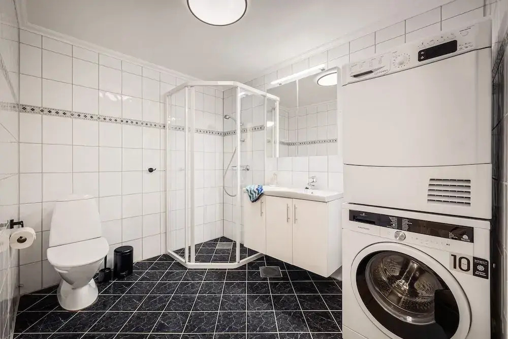 Rosen Apartment