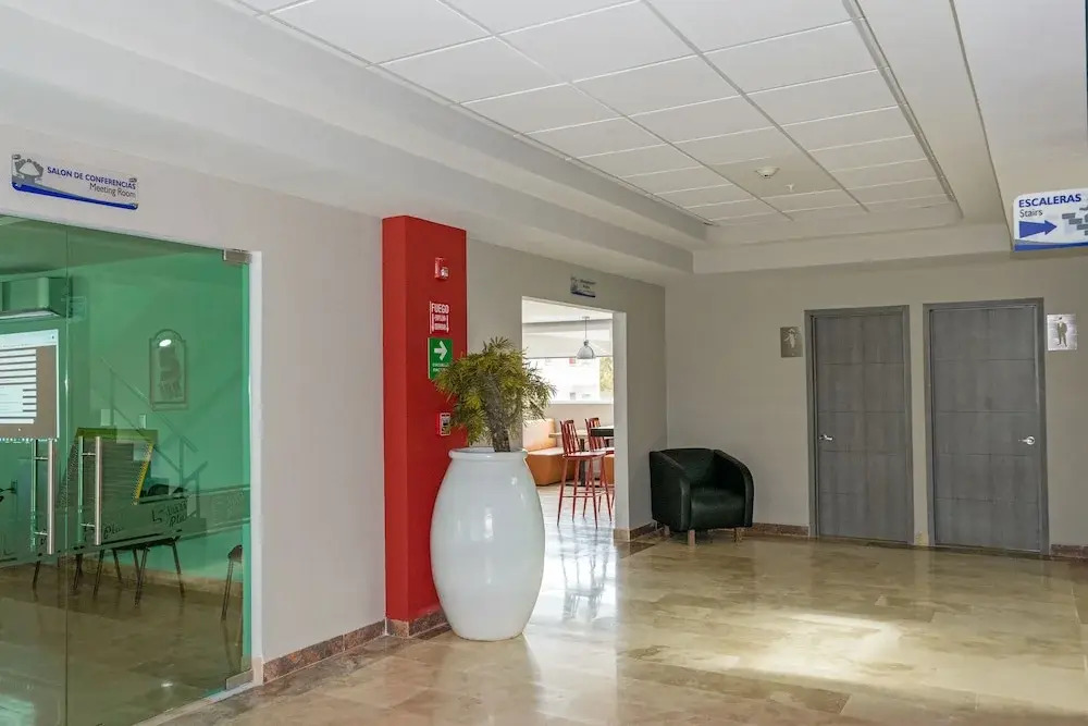 Hotel 5 Inn Plus