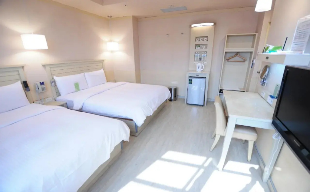 Royal Group Hotel Xiong Zhong Branch