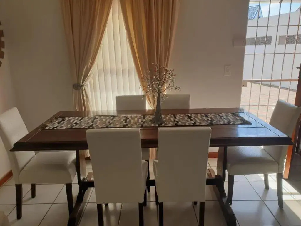 Spacious 3 bedroom duplex, close to Club Mykonos