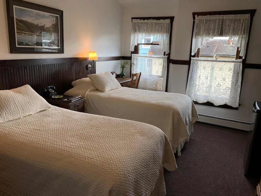 Inn At Creek Street