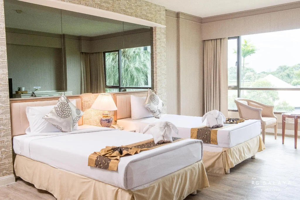 The Royal Gems Golf Resort