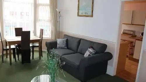 Marlborough Court Holiday Apartments