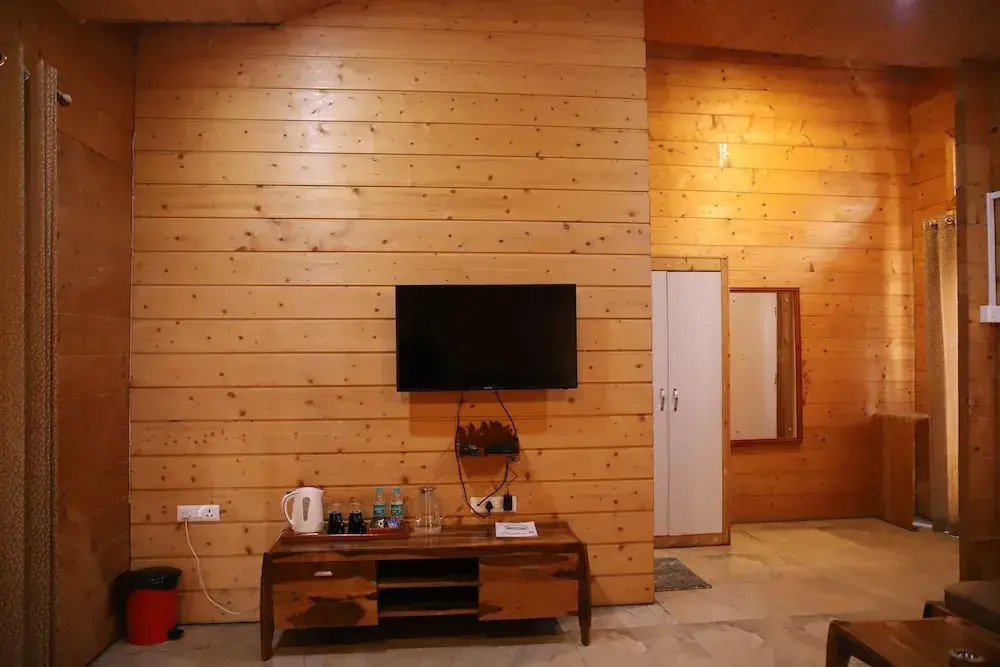 Rishat Sngi Orchid Resort, Shillong