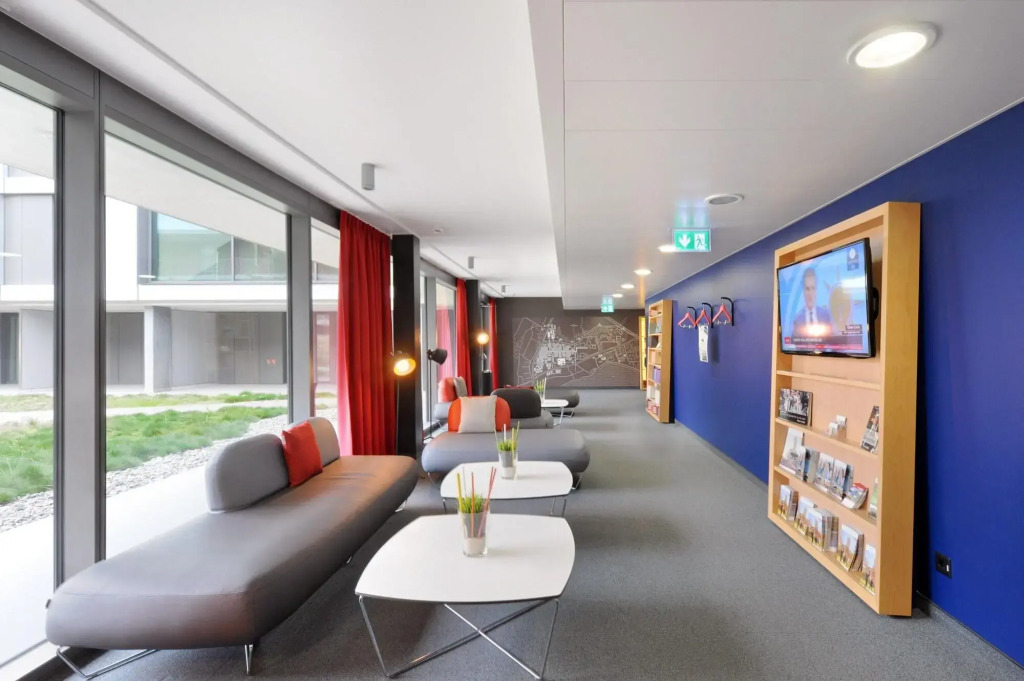SwissTech Hotel