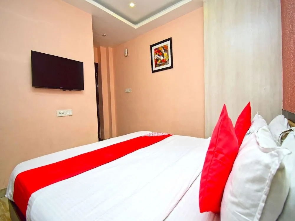 OYO 38844 Hotel Orchid Plaza