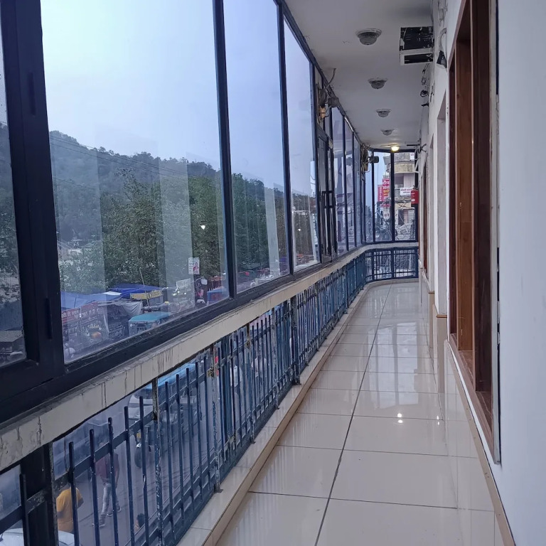 Hotel Ganga Azure