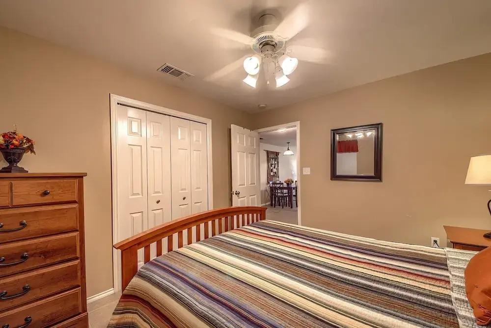 Ww E202 Schlitterbob Hideaway 3 Bedroom Condo by RedAwning