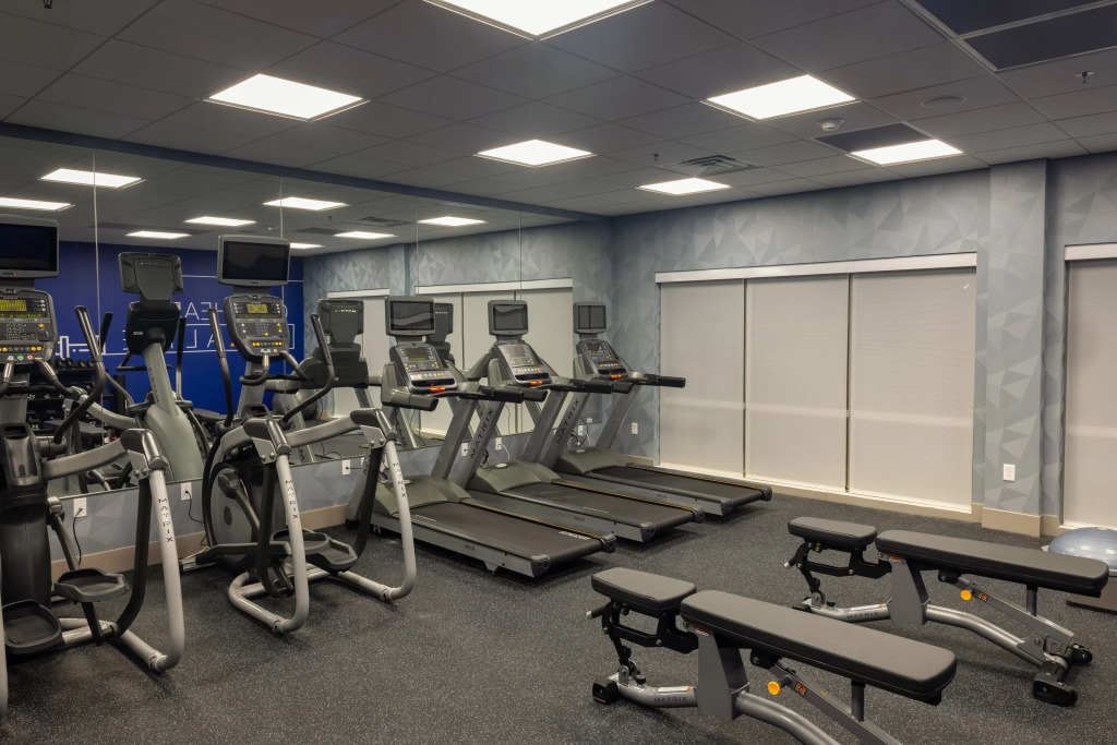 Holiday Inn Express & Suites - Harrisonburg University Area by IHG