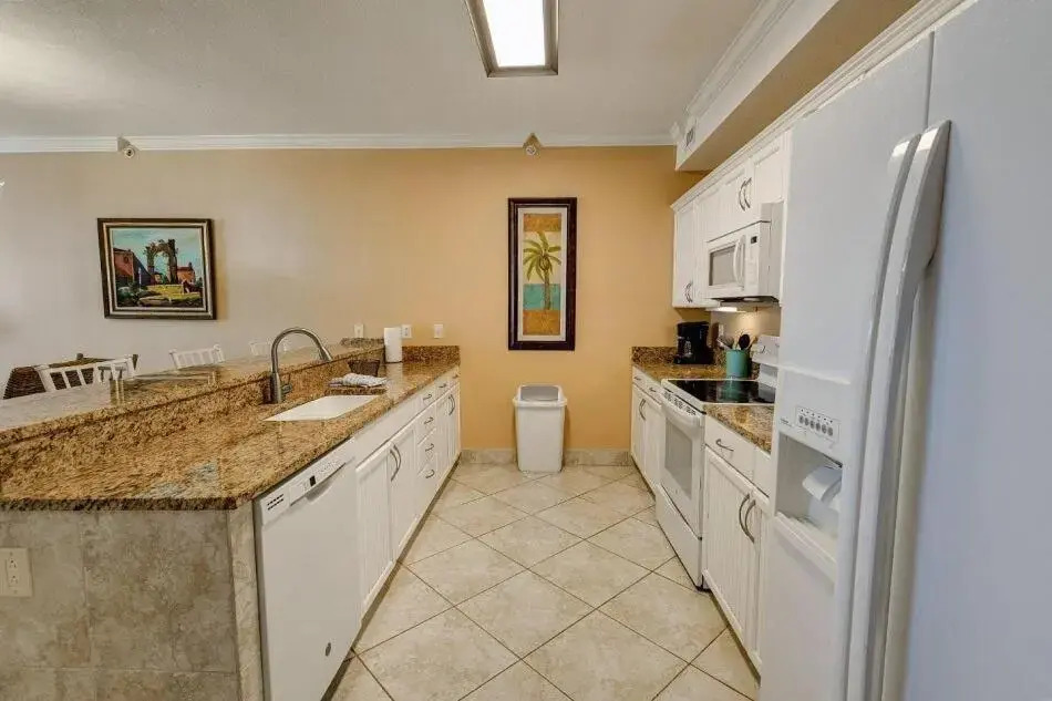 Grand Pointe 411