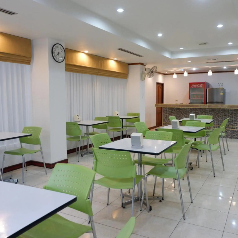 Auychai Grand Hotel