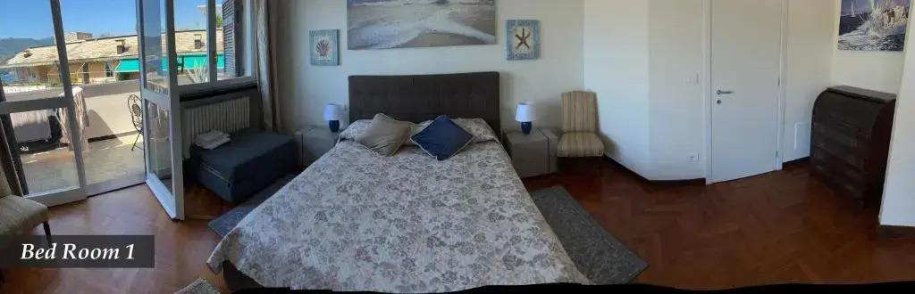 NAUTILUS VISTA MARE MOZZAFIATO a 180 GRADI- POSTO AUTO PRIVATO - 2 CAMERE MATRIMONIALI più 1 DIVANO LETTO SINGOLO-SKY,NETFLIX