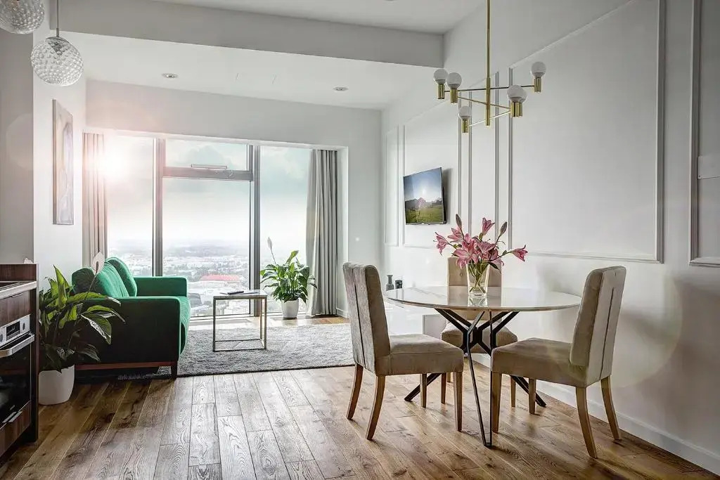30th+ Floor Apartments in Sky Tower