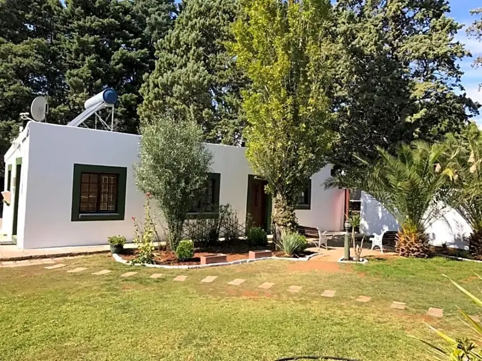 Karoo Ouberg Guest Lodge