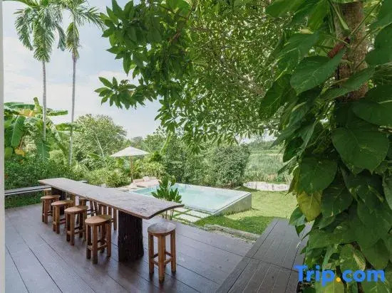 Riverfront Pool Villa-Chiang Mai Retreat In Nature