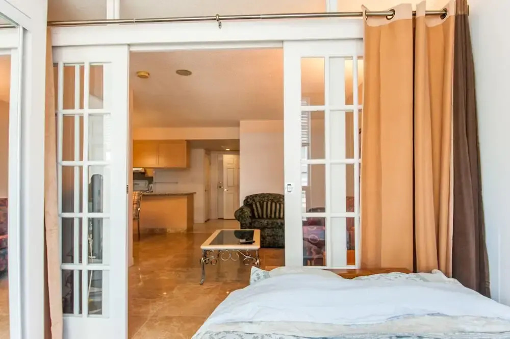 TOSuites - Qwest