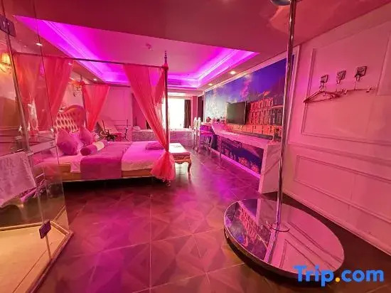 Rose Lover Hotel