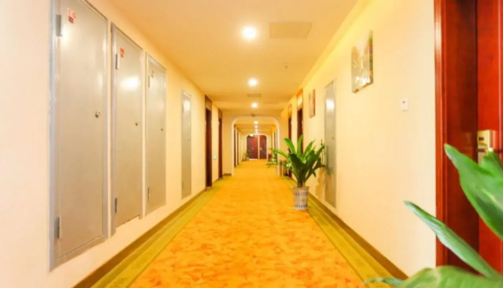 GreenTree Inn Jiangsu HuaiAn Xiangyu Avenue New Eco-City Hexia Ancient Town Business Hotel