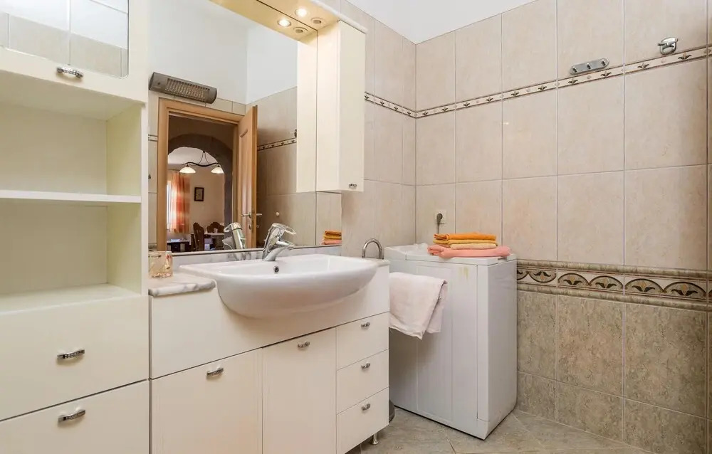Awesome Home in Pag With Wifi and 3 Bedrooms