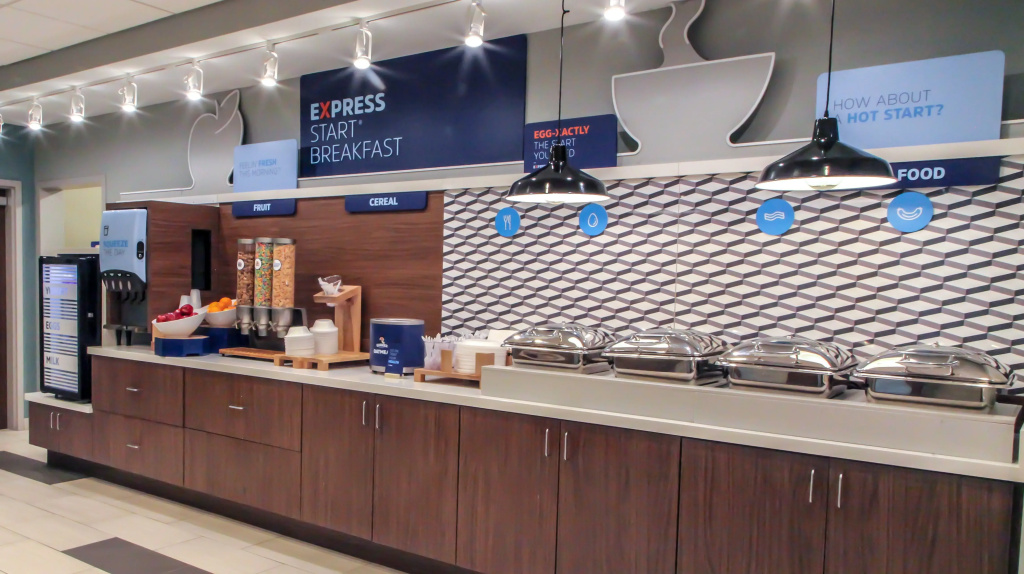 Holiday Inn Express & Suites Nashville North - Springfield by IHG