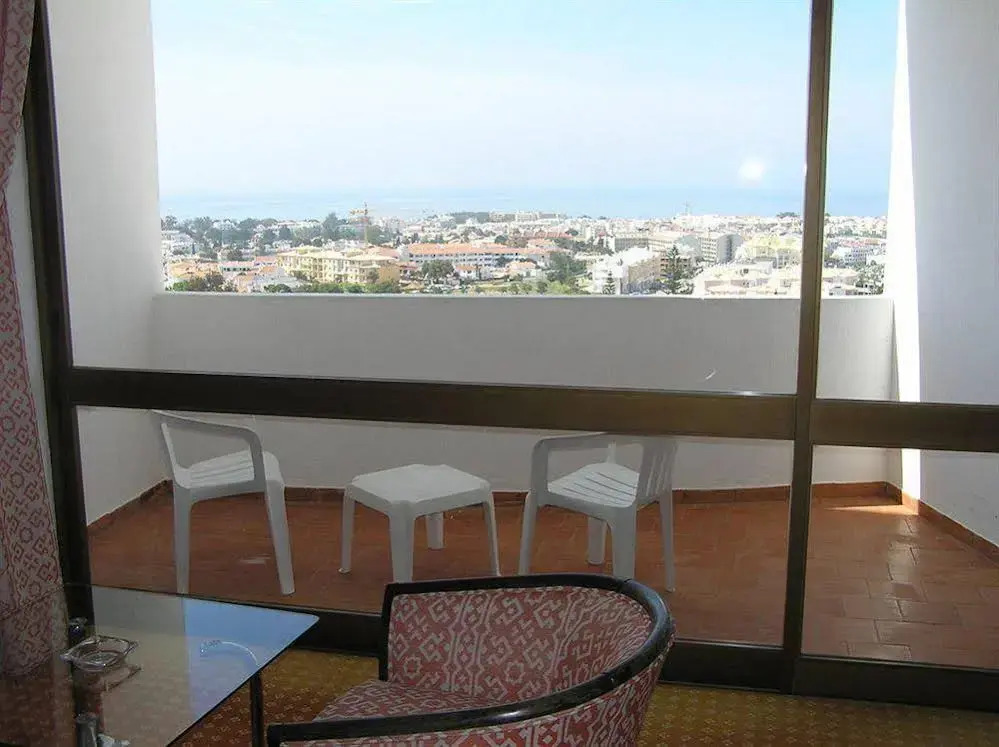 Apartamentos Montechoro Clube 99