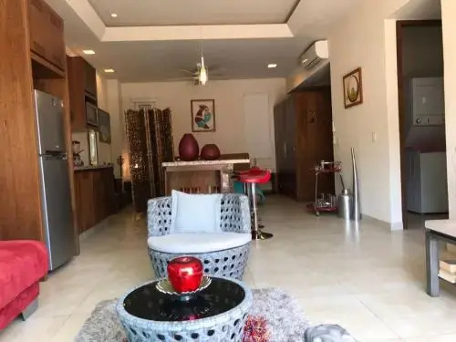 Condo V177 303