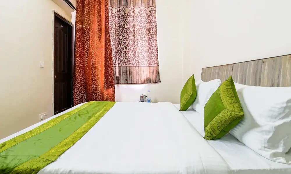 Treebo Trip Golden Villa