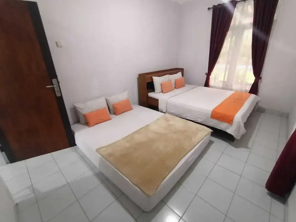 Villa ChavaMinerva Aries Ciater with Private Pool