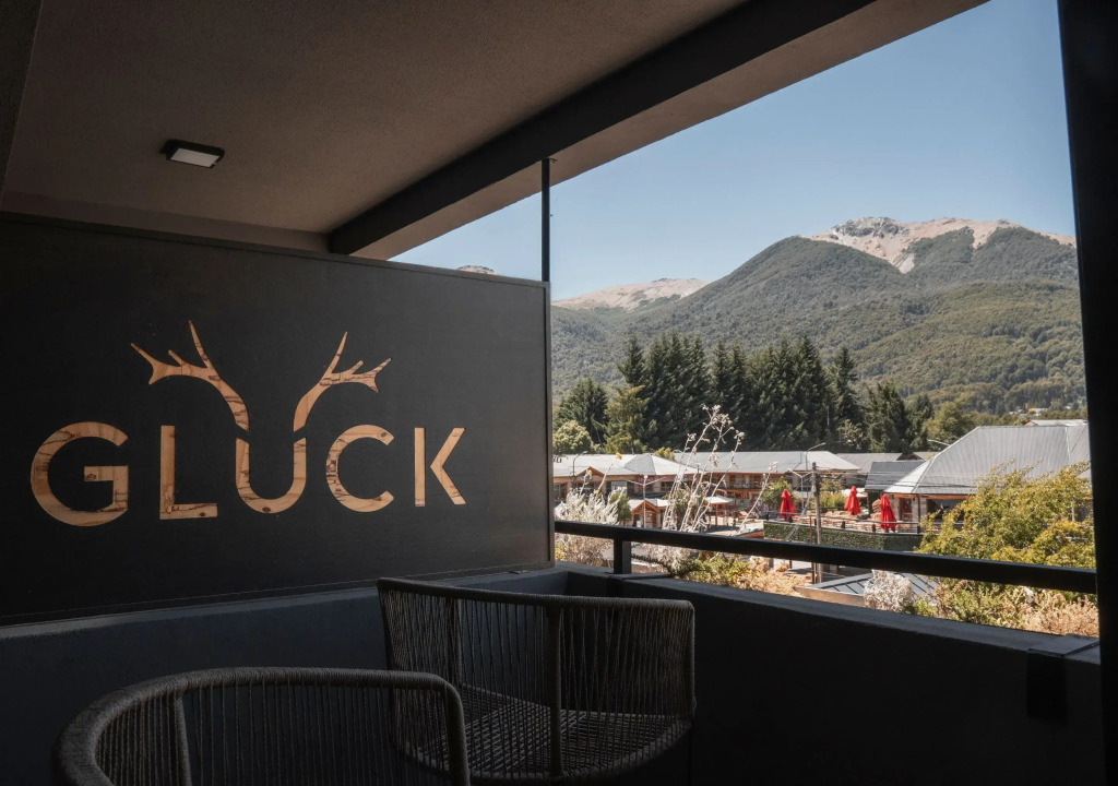 Gluck Patagonia Aparts