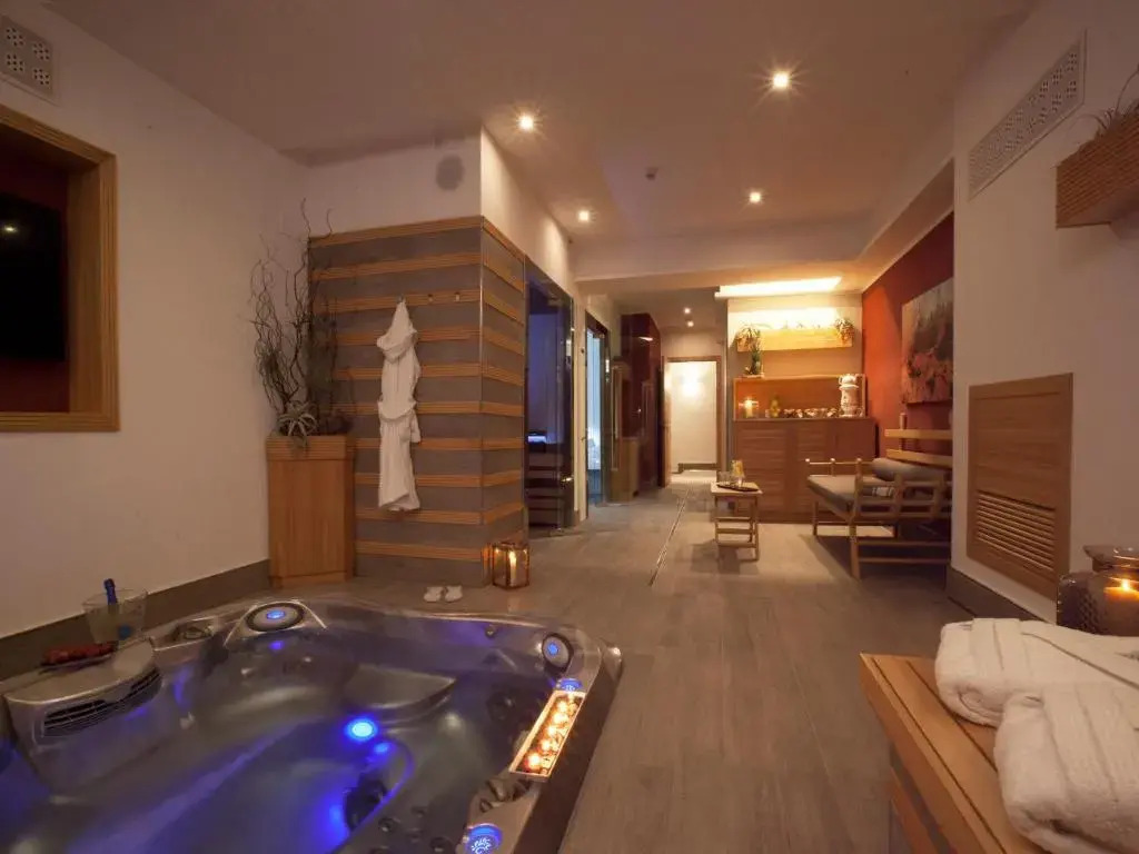 Hotel Tasso Suites & Spa