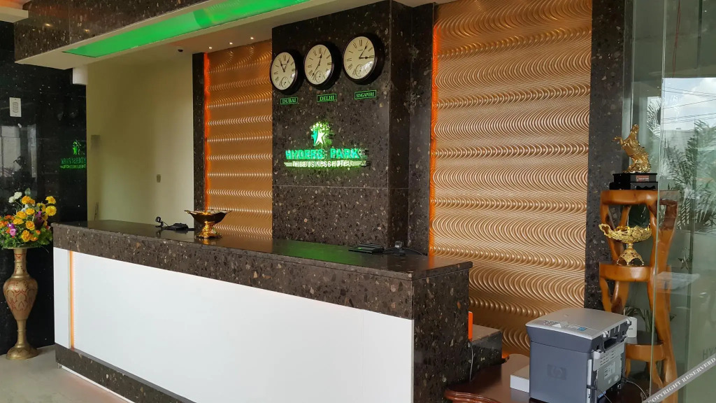 Hyders Park The Business Hotel