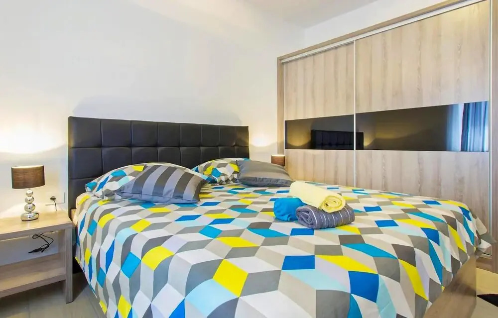 Amazing Apartment in Grebastica with Outdoor Swimming Pool, Hot Tub & WiFi