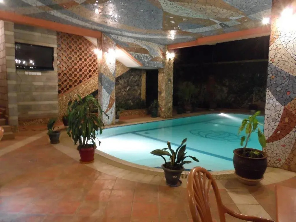 Tropical Towers Apartments