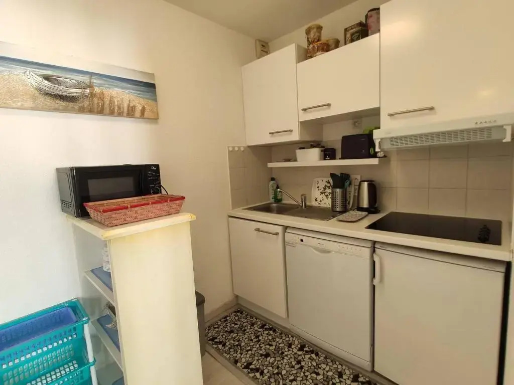 Appartement Juan les Pins, 2 pièces, 4 personnes - FR-1-252-158
