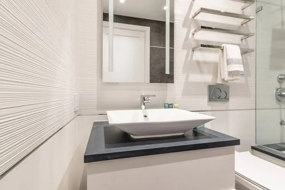 Hawthorn II by Rove Travel 3BR Apartment