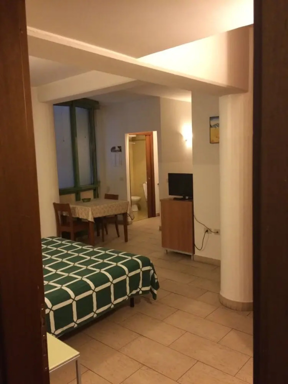 "2 pax Studio, Week Lease, all Utilities Included"