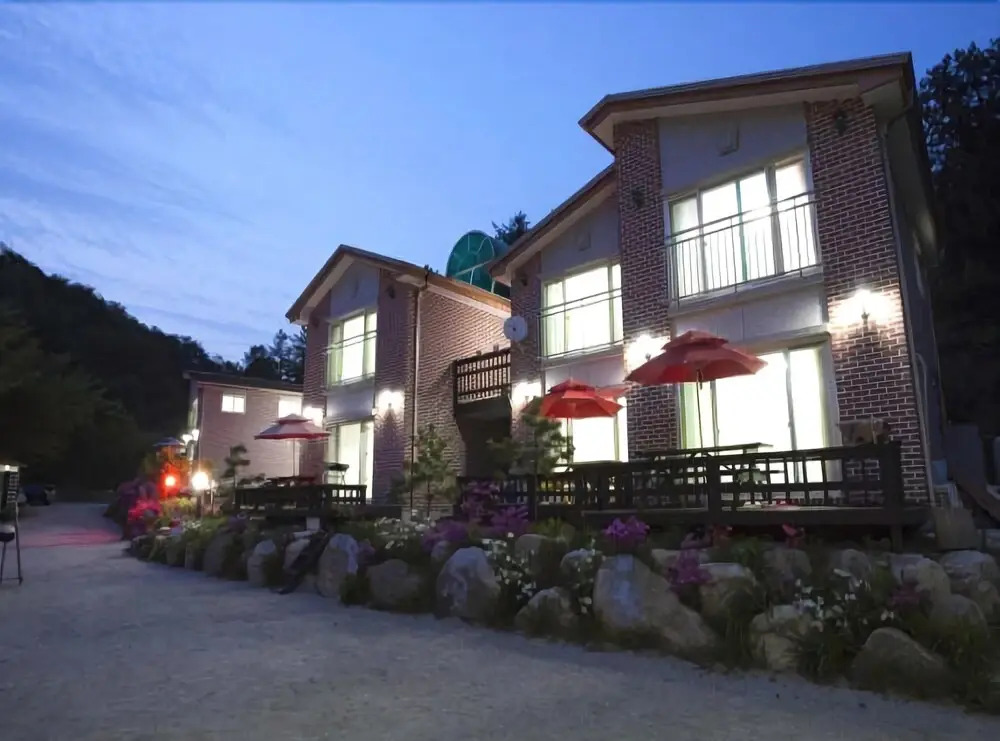 Pocheon Forest Happy Village Pension