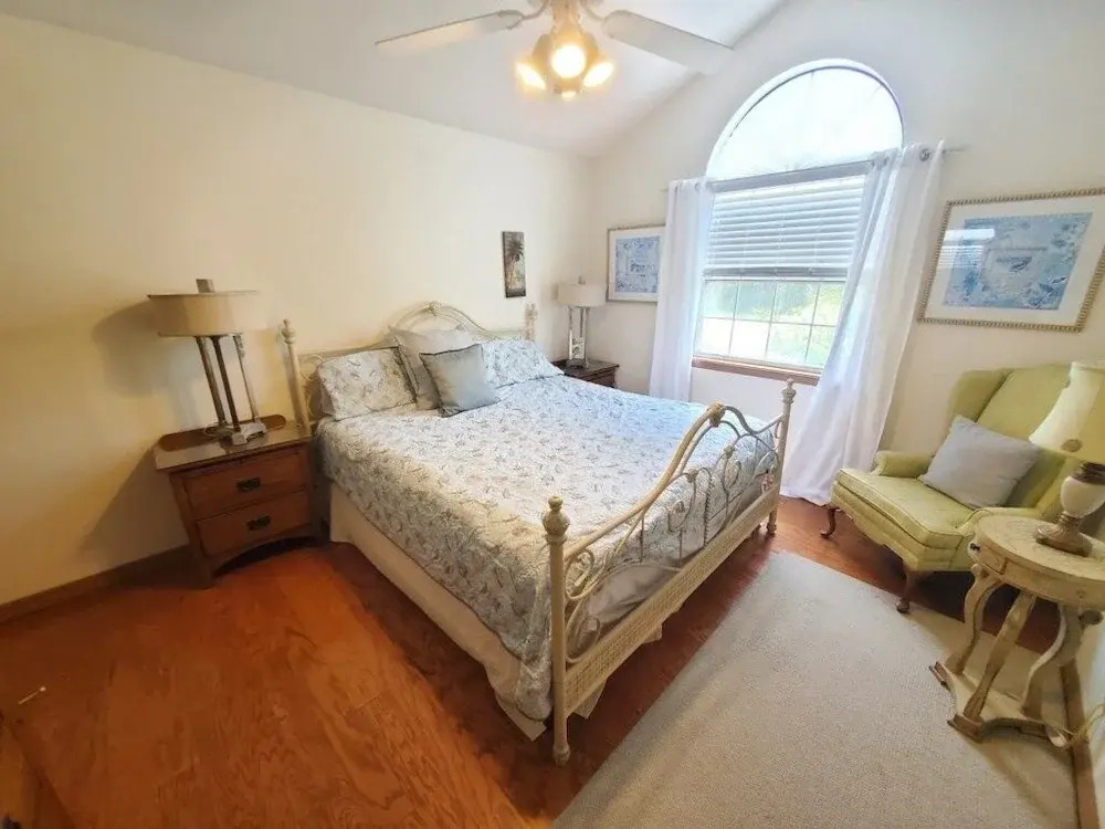 Beach Blossum 3 Bedroom Home