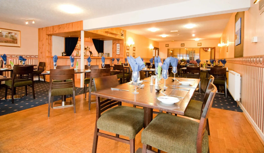 Castletown Hotel
