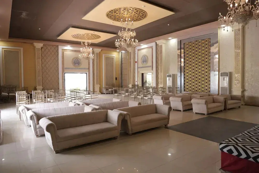 Balaji Seven Hills